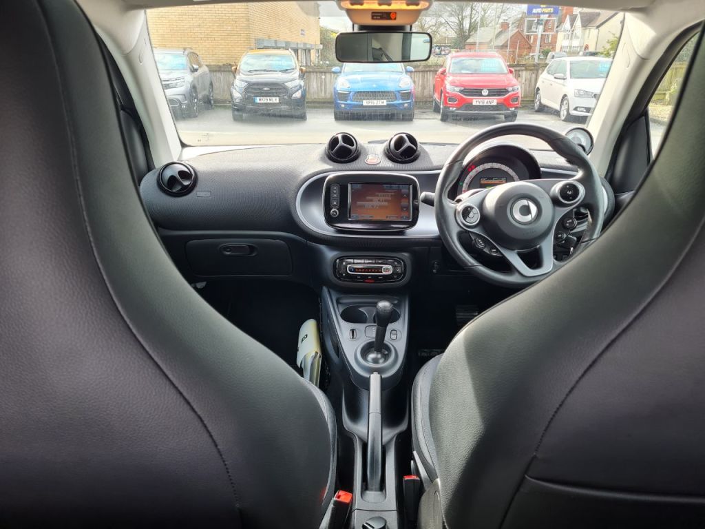 Used smart fortwo 2019 for sale - 77654174: Photo 24