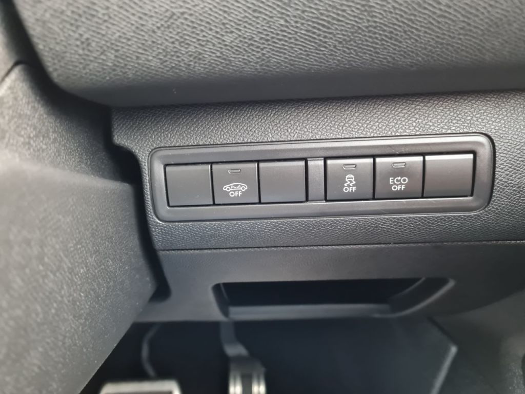 Used Peugeot 308 2016 for sale - 77171494: Photo 23