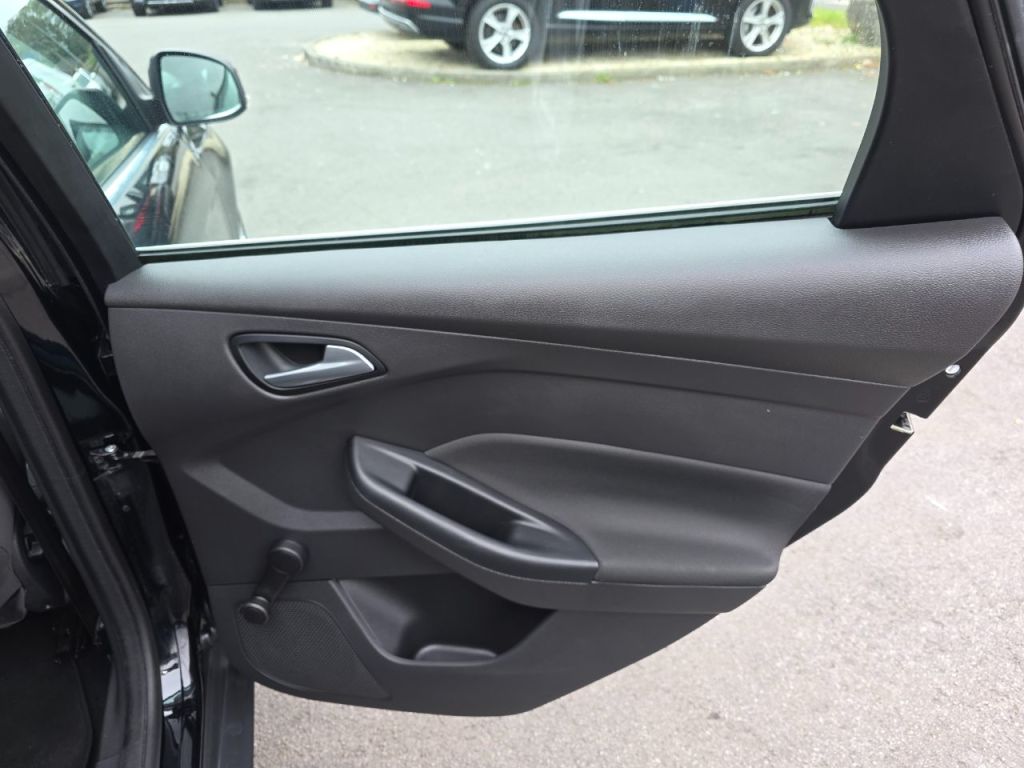 Used Ford Focus 2016 for sale - 76312826: Photo 17