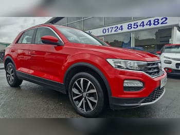 Used Volkswagen T-Roc 2018 for sale - 79759197: Photo