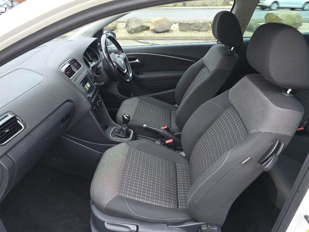 Used Volkswagen Polo 2017 for sale - 77850500: Photo 10