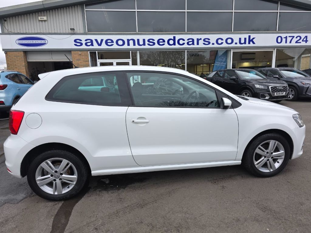 Used Volkswagen Polo 2017 for sale - 77850500: Photo 2