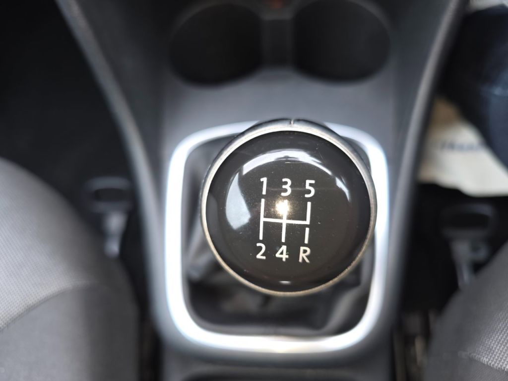 Used Volkswagen Polo 2017 for sale - 77850500: Photo 27