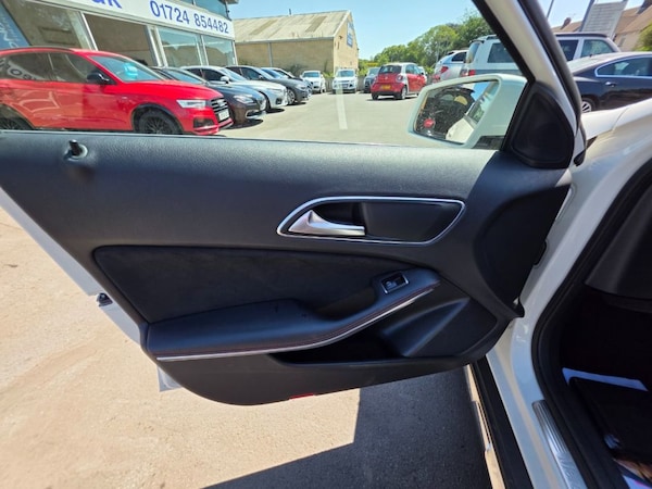 Used Mercedes-Benz GLA 2017 for sale - 75220570: Photo 12