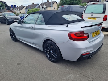 Used BMW 2 Series 2015 for sale - 79365635: Photo