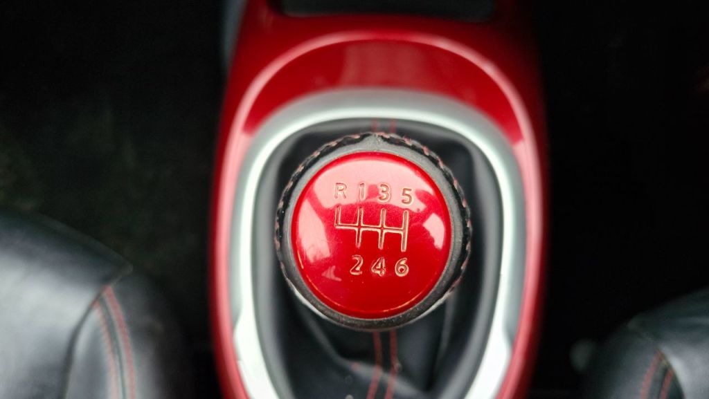 Used Nissan Juke 2015 for sale - 76961749: Photo 25