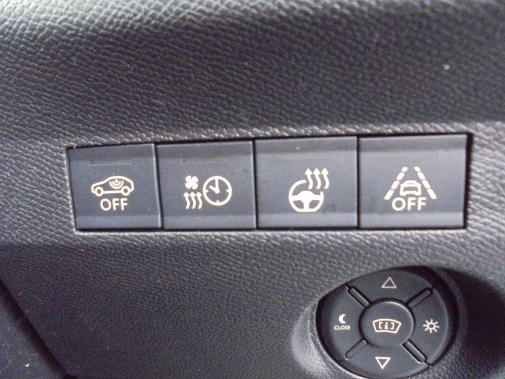 Used Citroen C4 2022 for sale - 76299177: Photo 9