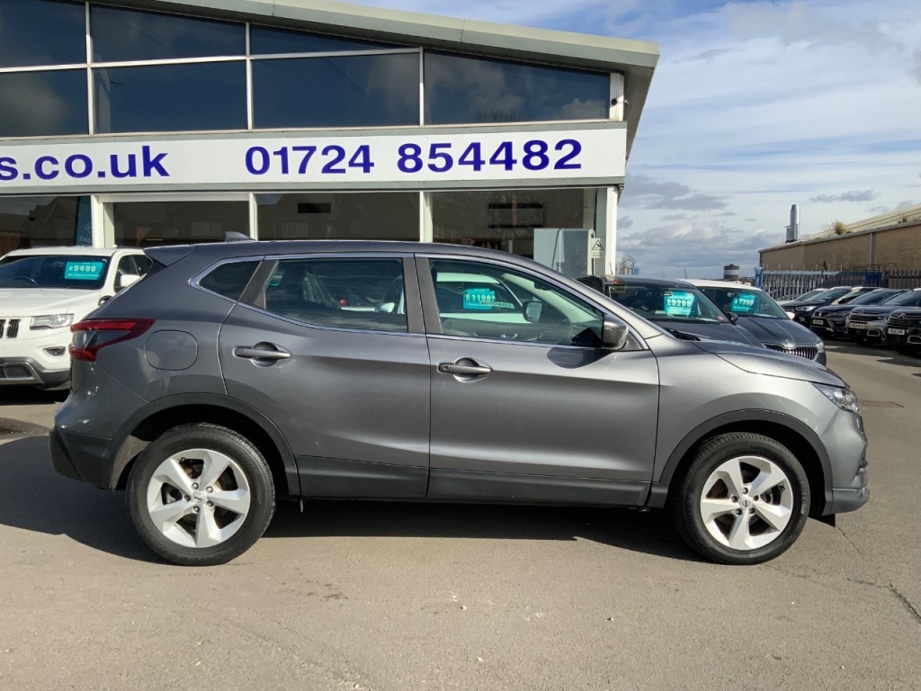 Used Nissan Qashqai 2018 for sale - 77878742: Photo 3