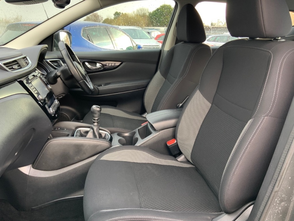 Used Nissan Qashqai 2018 for sale - 77878742: Photo 9