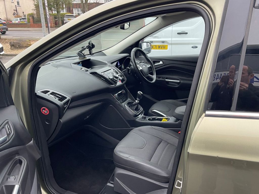 Used Ford Kuga 2013 for sale - 77034398: Photo 8