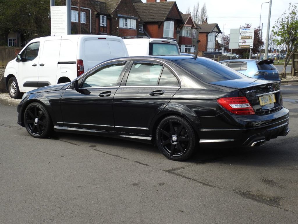 Used Mercedes-Benz C Class 2014 for sale - 78068046: Photo 4