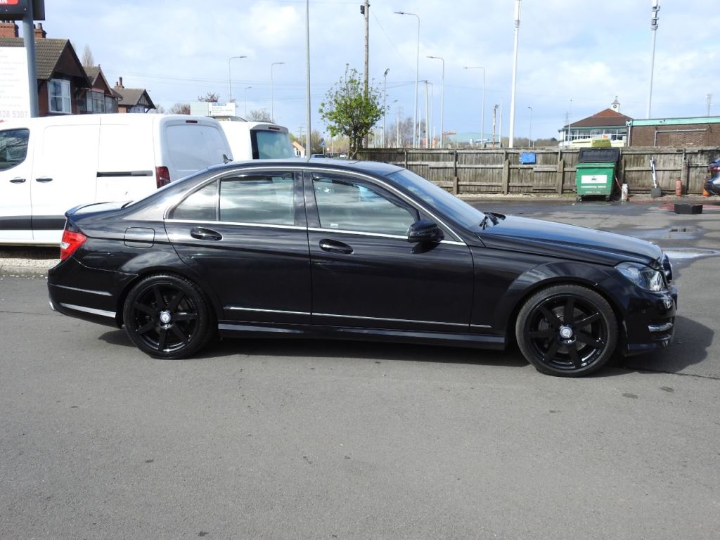 Used Mercedes-Benz C Class 2014 for sale - 78068046: Photo 7