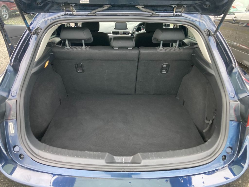 Used Mazda Mazda3 2015 for sale - 77171500: Photo 12