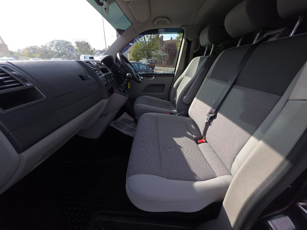 Used Volkswagen Caravelle 2013 for sale - 76245049: Photo 13