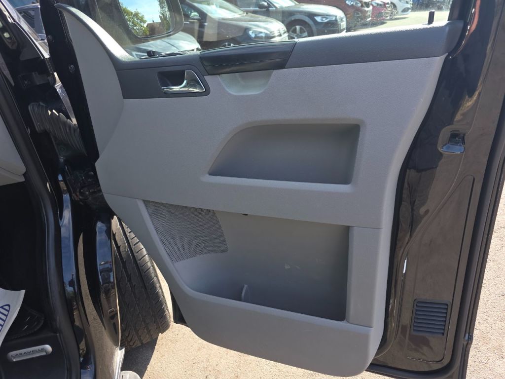 Used Volkswagen Caravelle 2013 for sale - 76245049: Photo 26