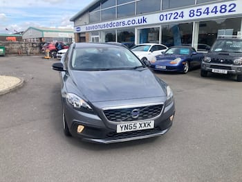 Used Volvo V40 2015 for sale - 79733455: Photo