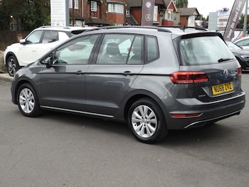 Used Volkswagen Golf SV 2018 for sale - 79444899: Photo