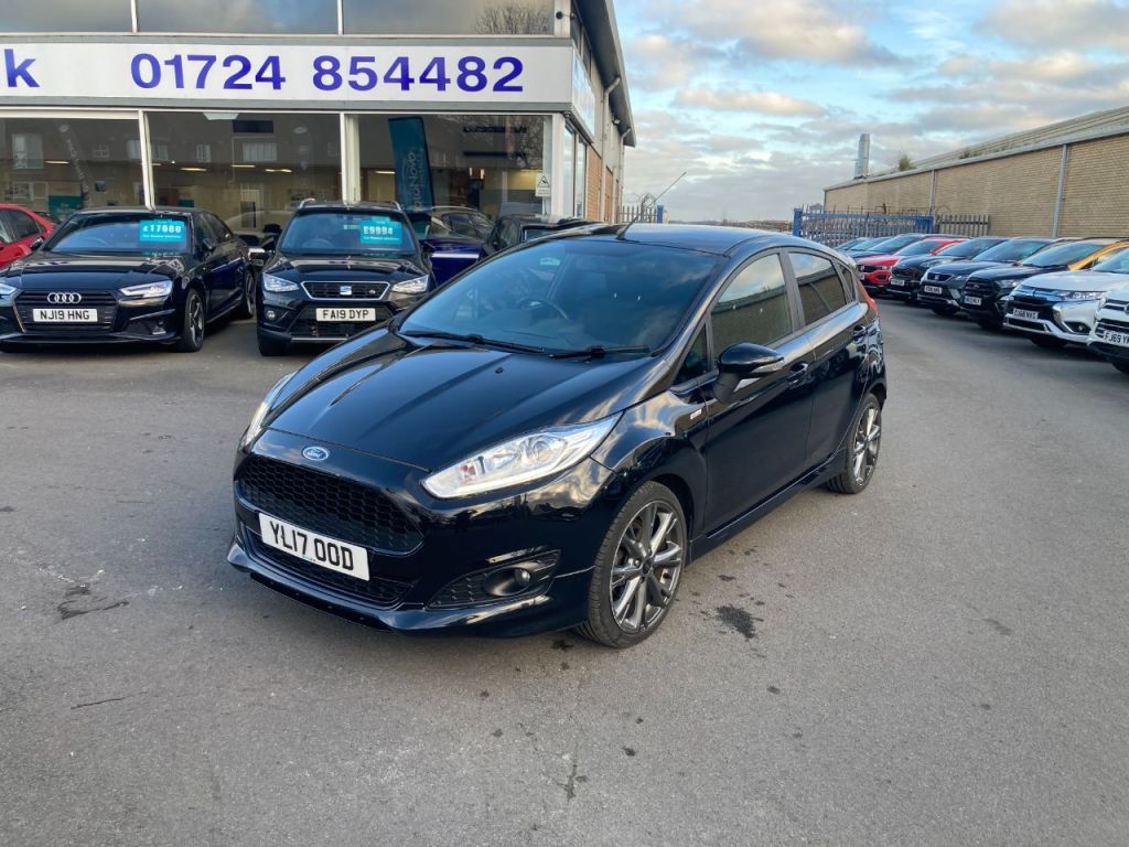 Used Ford Fiesta 2017 for sale - 76909663: Photo 2
