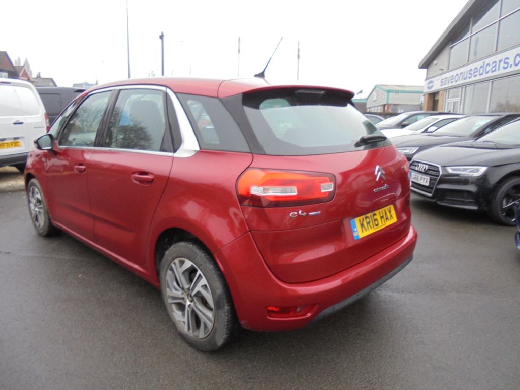 Used Citroen C4 Picasso 2016 for sale - 77436156: Photo 3