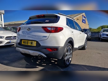 Used Kia Stonic 2018 for sale - 78413116: Photo