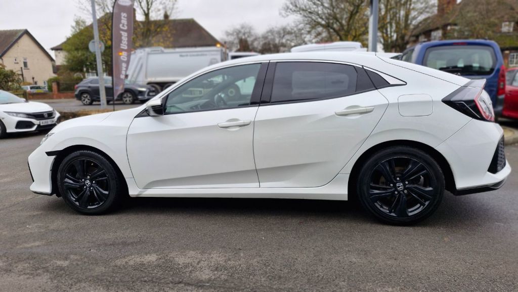 Used Honda Civic 2019 for sale - 76819837: Photo 10