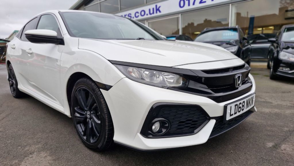 Used Honda Civic 2019 for sale - 76819837: Photo 16