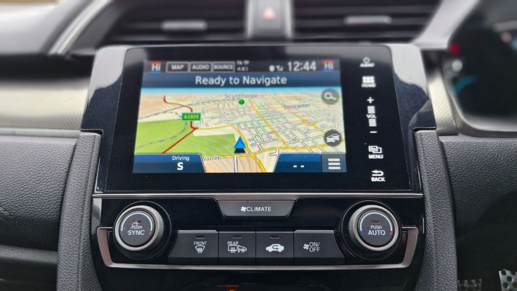 Used Honda Civic 2019 for sale - 76819837: Photo 23