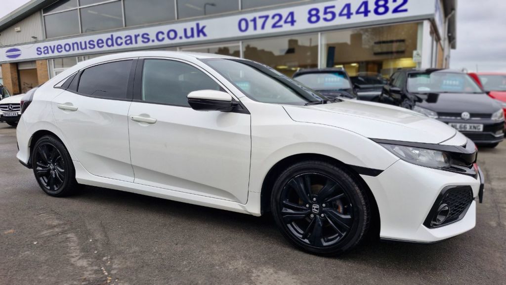 Used Honda Civic 2019 for sale - 76819837: Photo 3