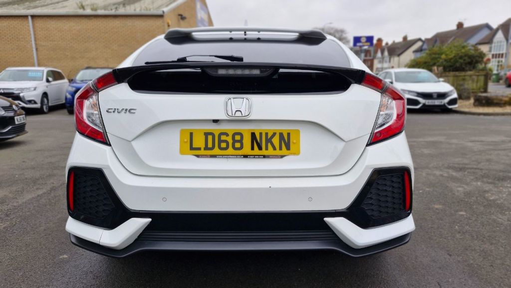 Used Honda Civic 2019 for sale - 76819837: Photo 7