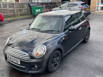 2013 - 2.0 Cooper D 3dr Auto