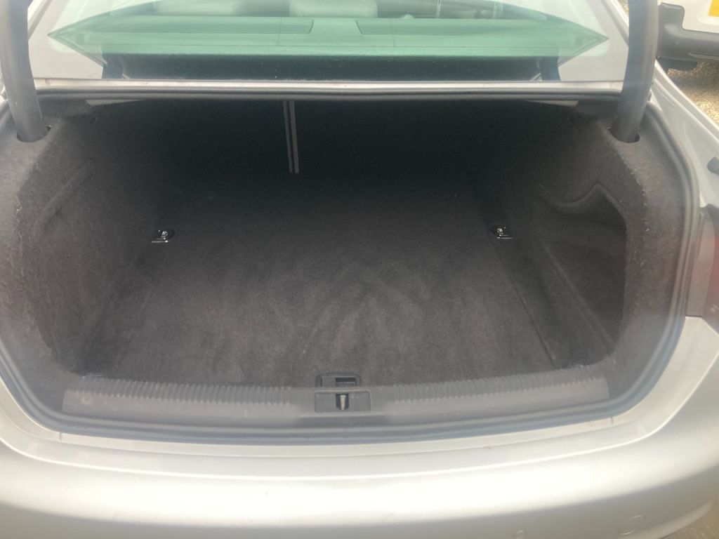 Used Audi A4 2012 for sale - 77417299: Photo 9