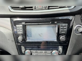 Used Nissan Qashqai 2017 for sale - 78858351: Photo