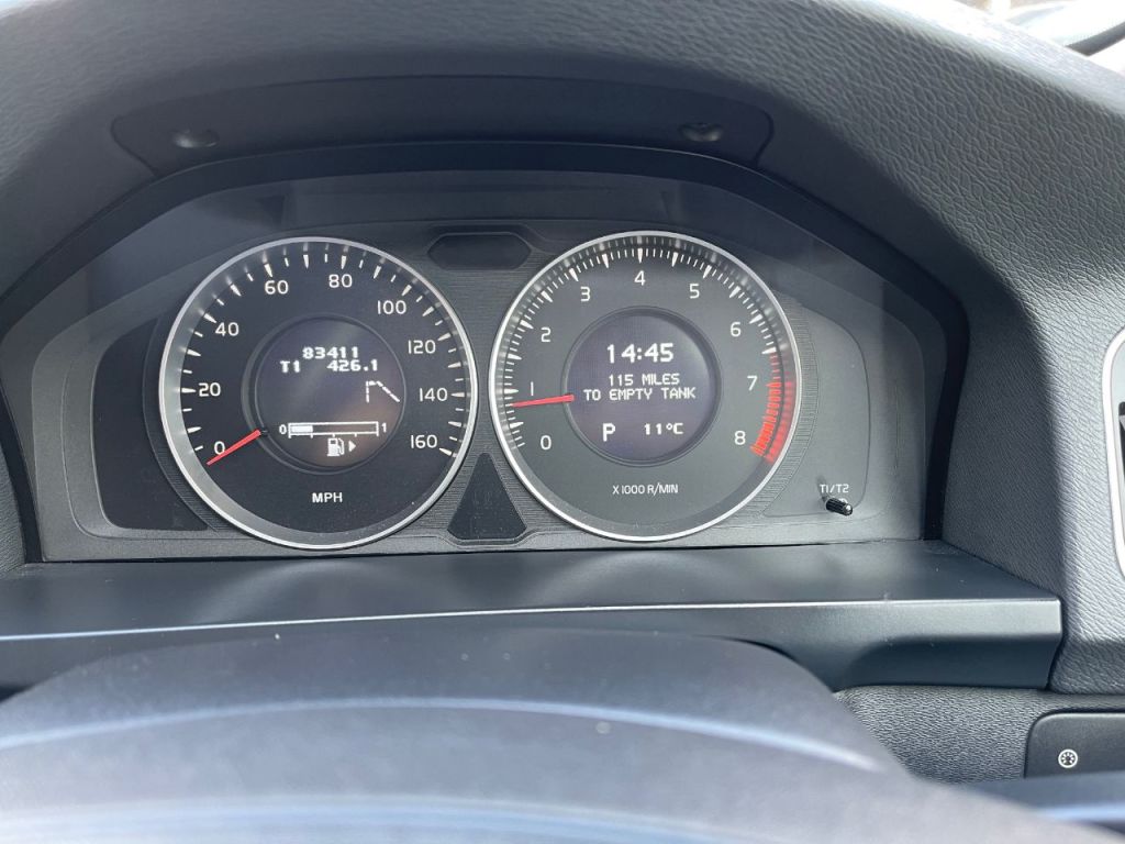 Used Volvo V60 2022 for sale - 77990241: Photo 13