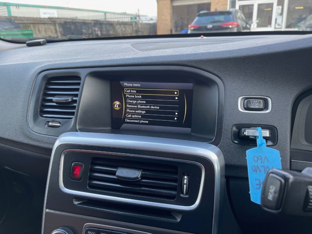 Used Volvo V60 2022 for sale - 77990241: Photo 15