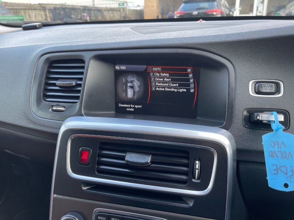 Used Volvo V60 2022 for sale - 77990241: Photo 16