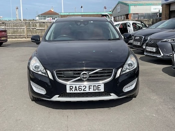 Used Volvo V60 undefined for sale - 77990241: Photo