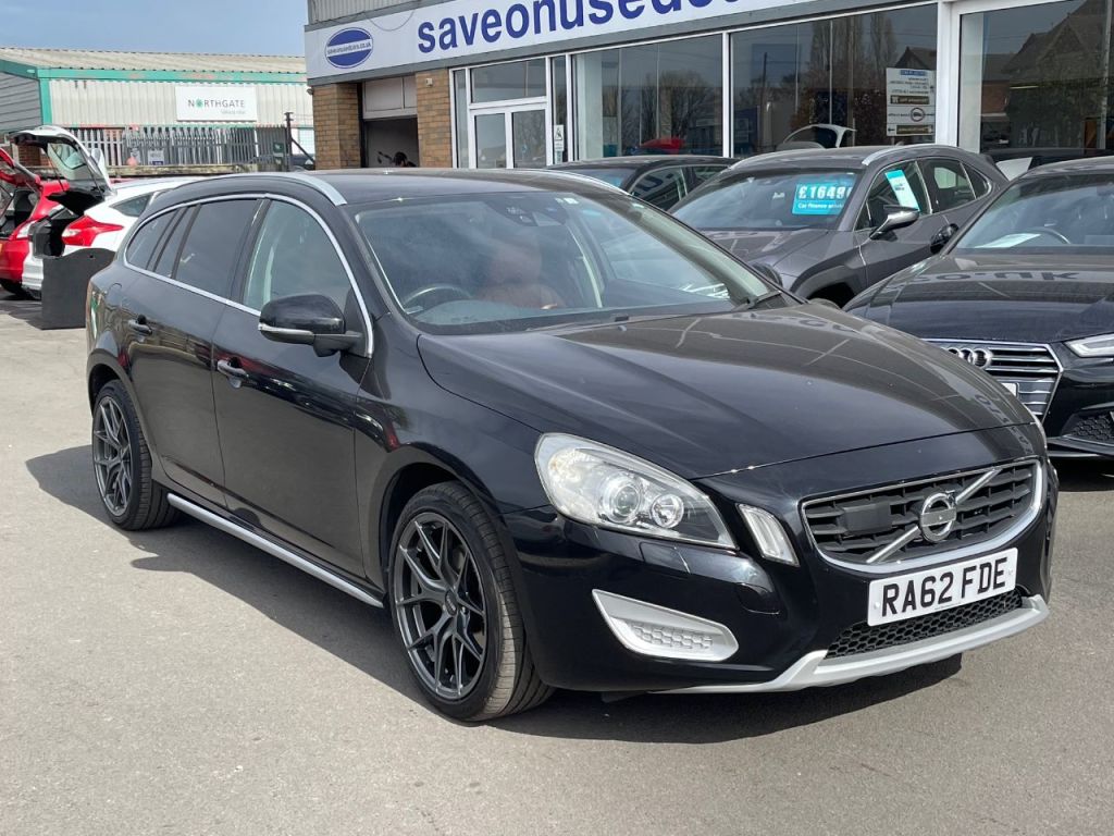 Used Volvo V60 2022 for sale - 77990241: Photo 3