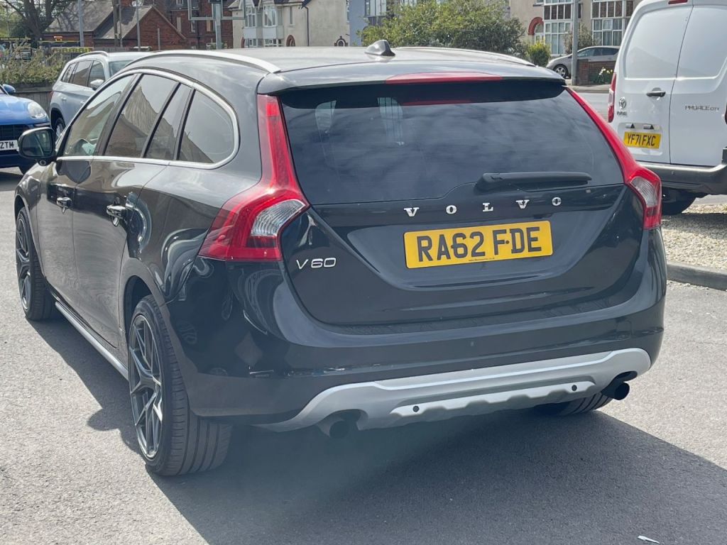 Used Volvo V60 2022 for sale - 77990241: Photo 6