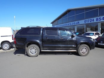 Used Toyota Hilux 2015 for sale - 77919251: Photo