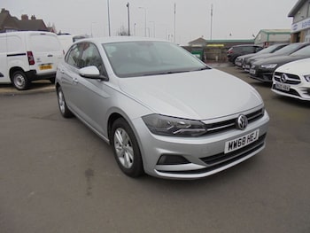 Used Volkswagen Polo 2018 for sale - 77759290: Photo