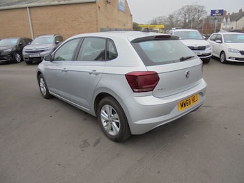 Used Volkswagen Polo 2018 for sale - 77759290: Photo