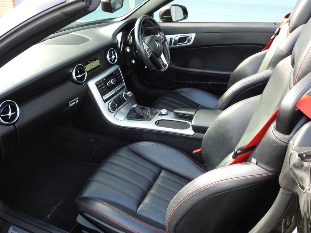 Used Mercedes-Benz SLK 2015 for sale - 77563686: Photo 19