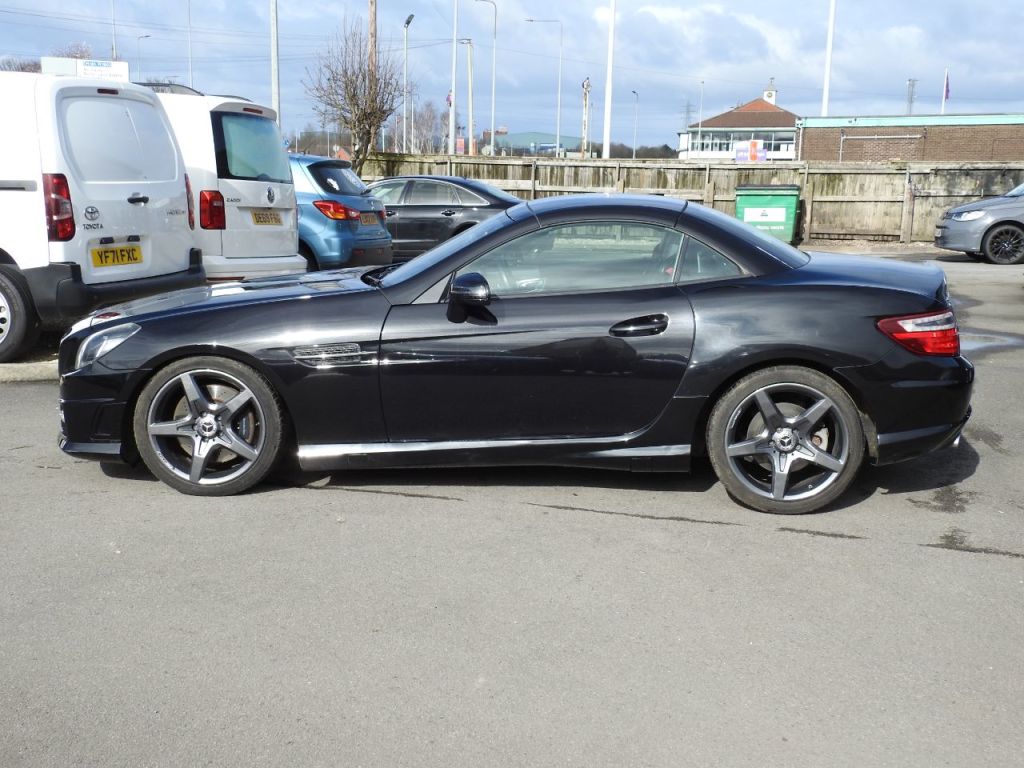 Used Mercedes-Benz SLK 2015 for sale - 77563686: Photo 5