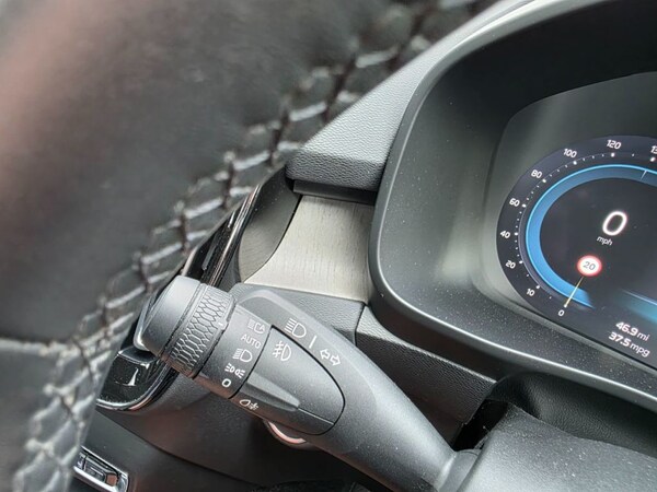 Used Volvo XC40 2022 for sale - 75287390: Photo 30