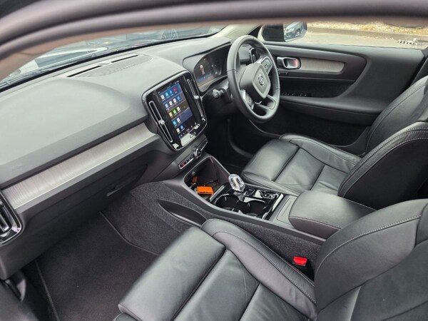 Used Volvo XC40 2022 for sale - 75287390: Photo 9