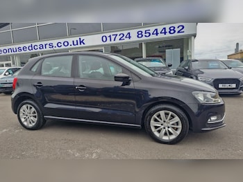 Used Volkswagen Polo 2015 for sale - 79365718: Photo
