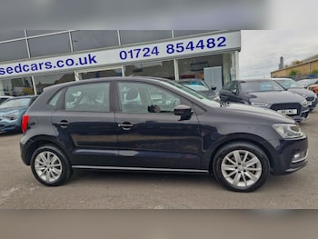 Used Volkswagen Polo 2015 for sale - 79365718: Photo