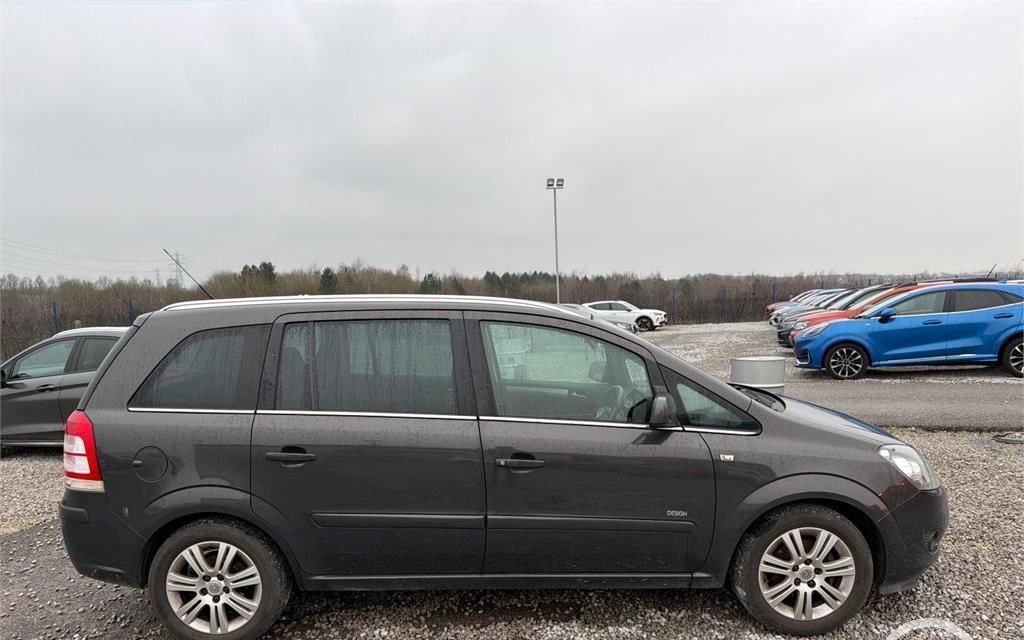 Used Vauxhall Zafira 2013 for sale - 77368105: Photo 2