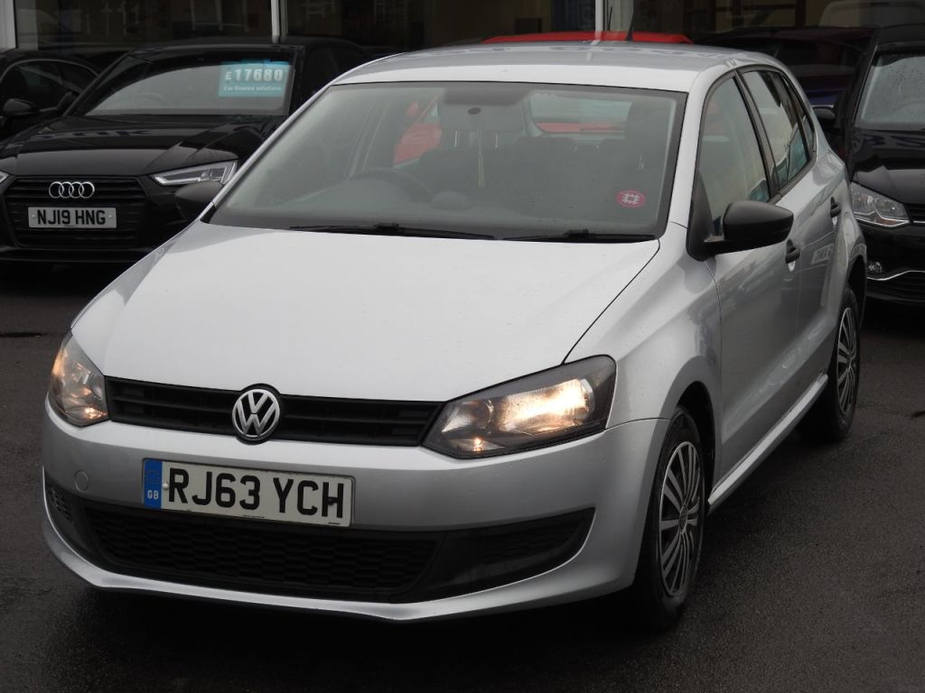 Used Volkswagen Polo 2014 for sale - 77287297: Photo 1