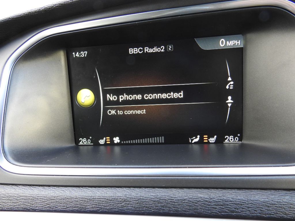 Used Volvo V40 2015 for sale - 76385601: Photo 21